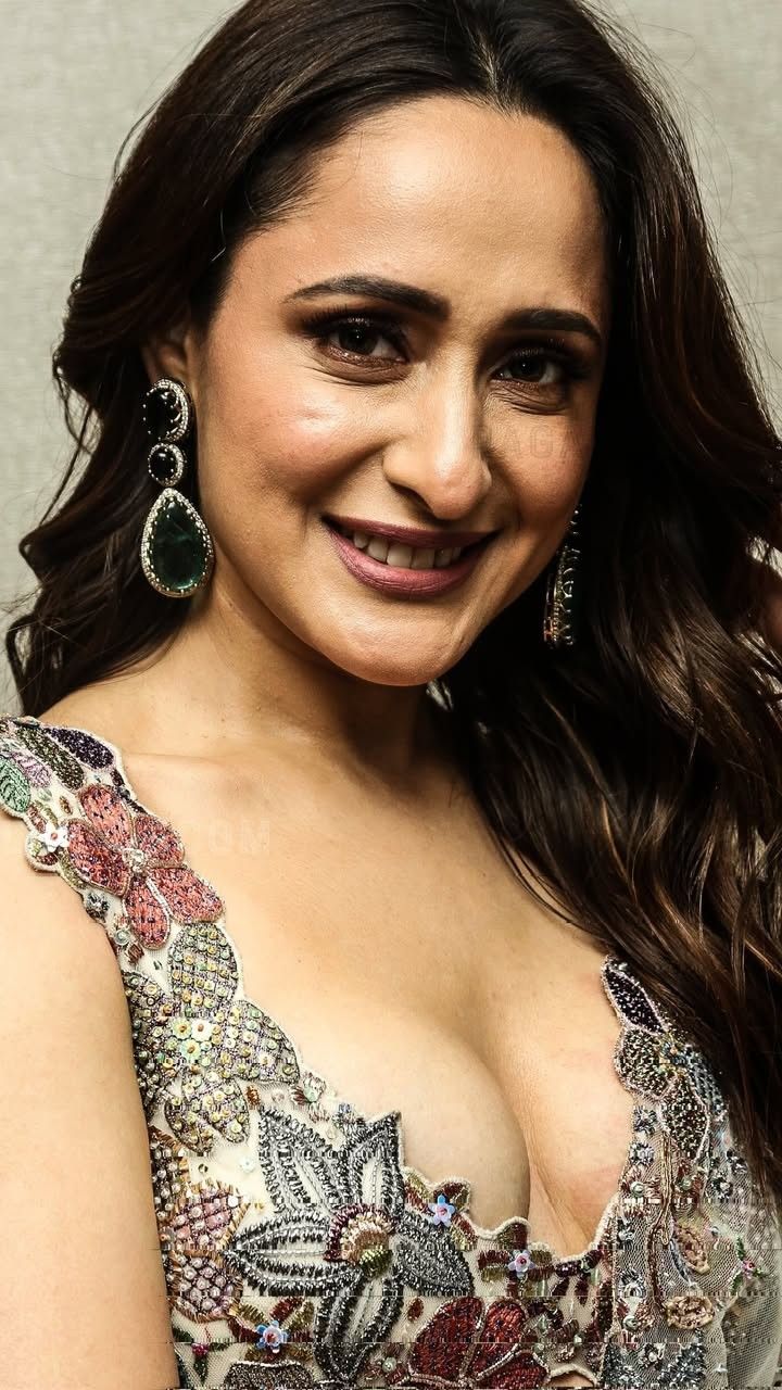 Sonakshi Sinha 108